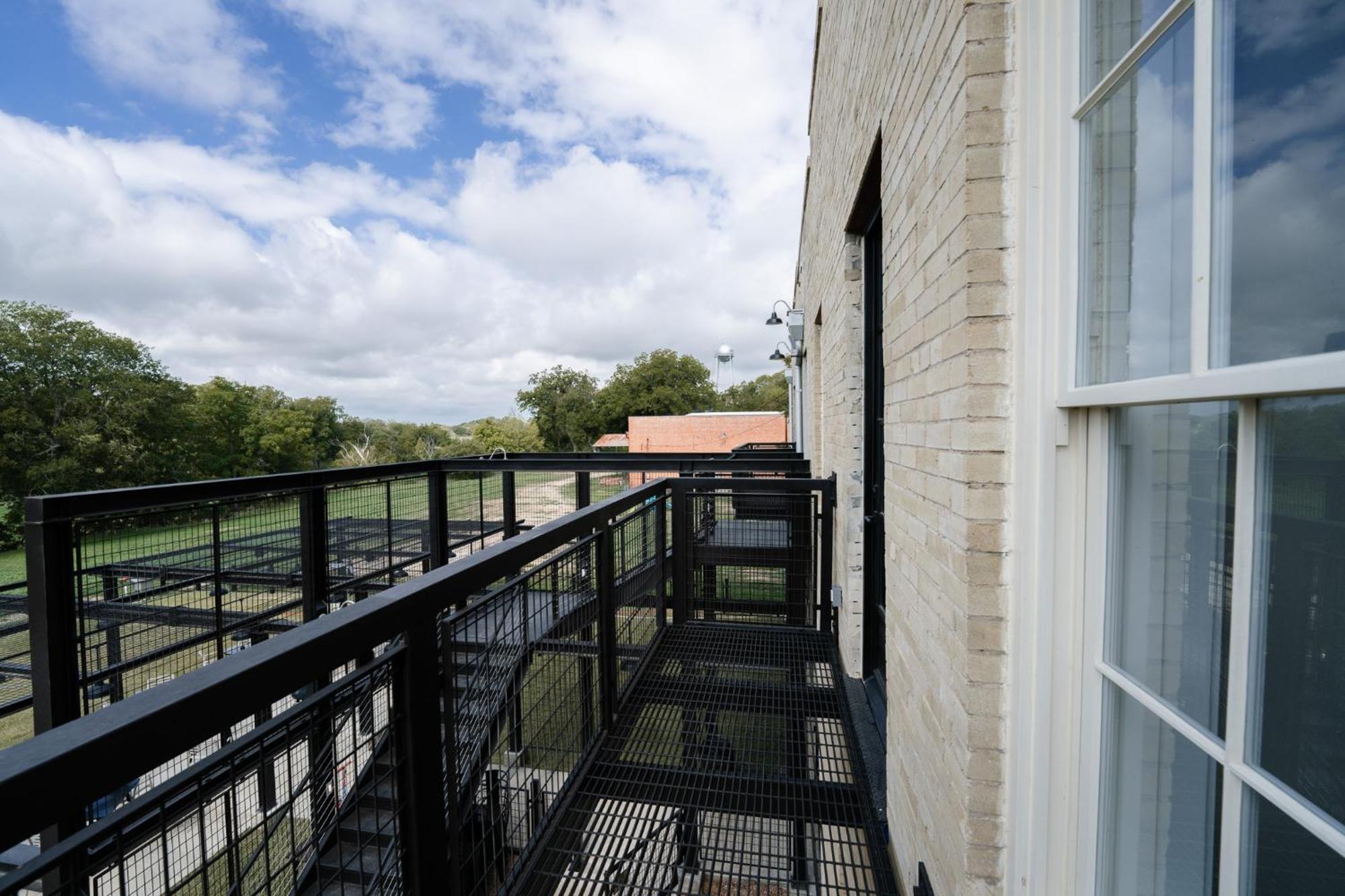 Western 1924 Luxury Lofts Martindale Zewnętrze zdjęcie